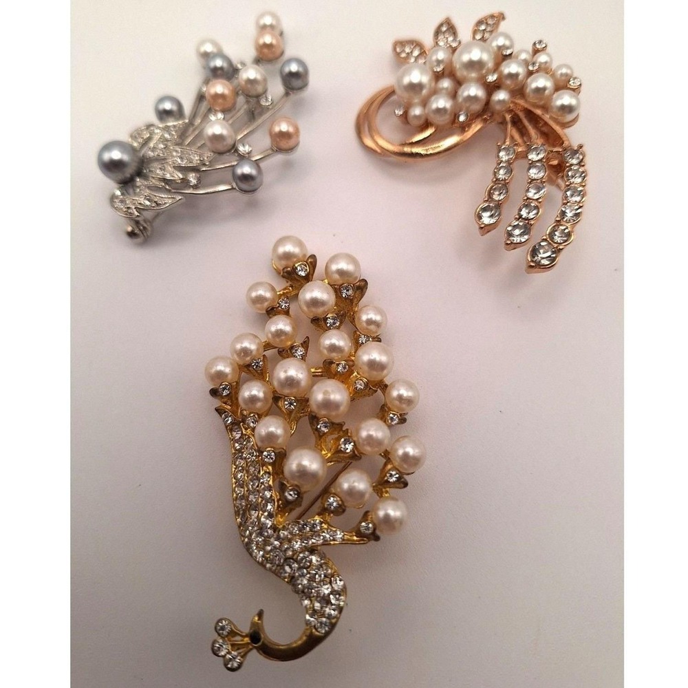Vintage beaded brooches clear rhinestones white stones mid century set of 3